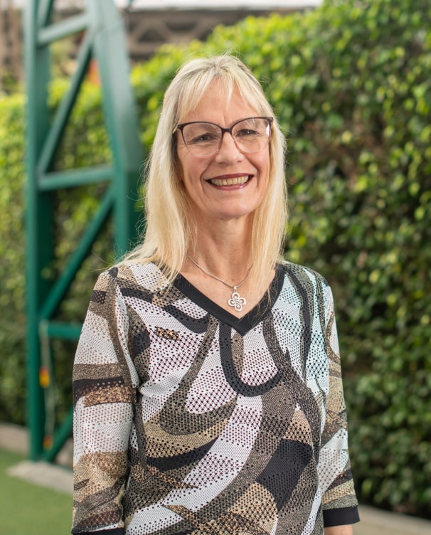 Claudia Wicky x2-min